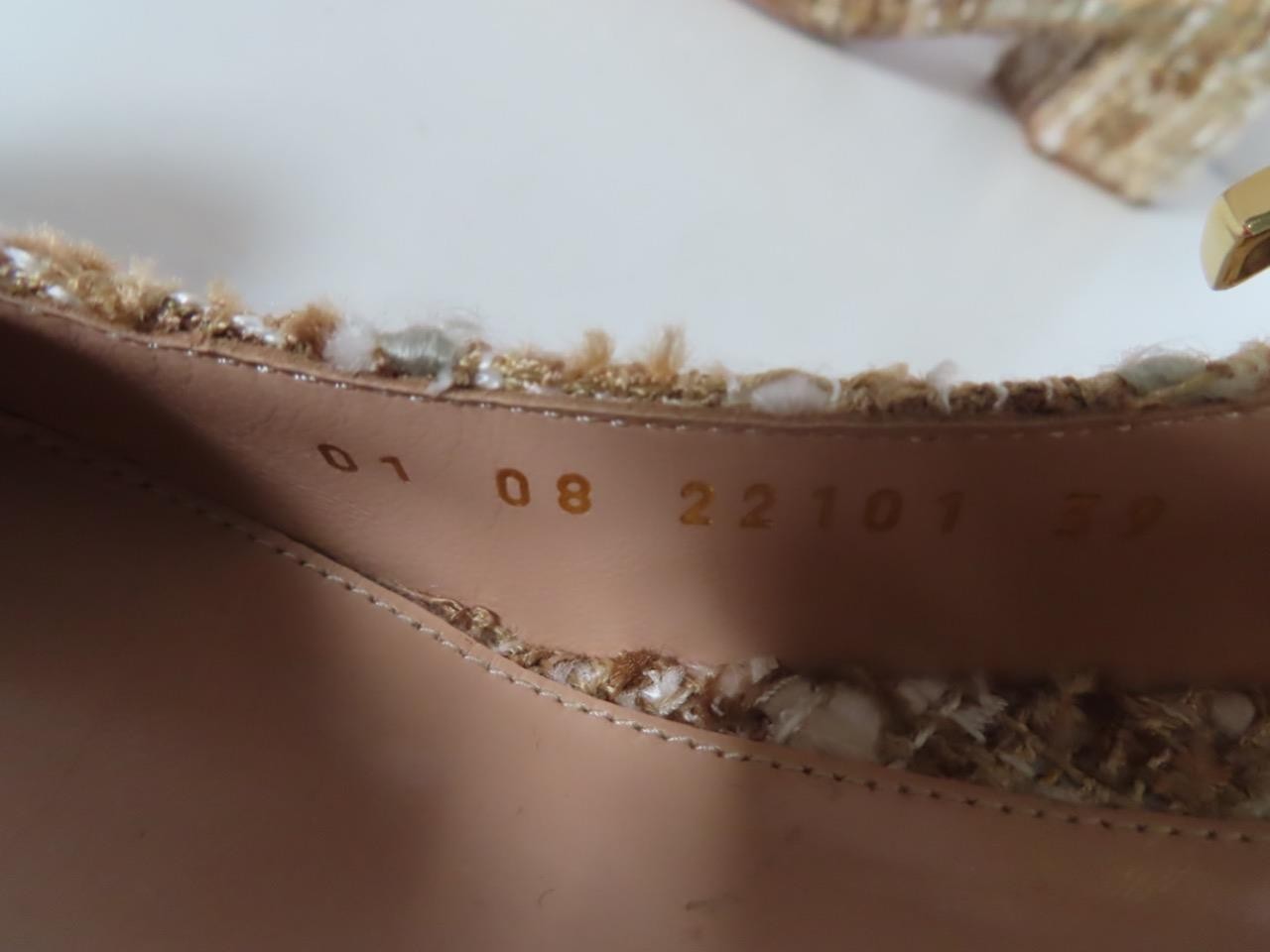 Gianvito Rossi Nude Boucle Tweed Mary Jane 45mm Pumps Size 39/US 9
