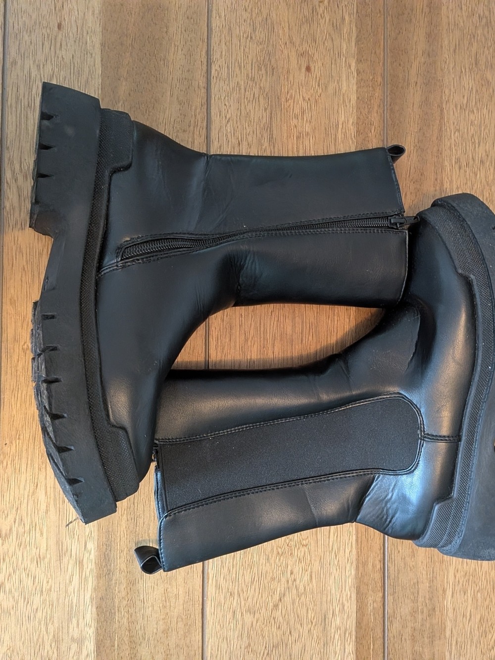 Fashion Nova Living Life Chunky Chelsea Boots Black Size 9 Moto Streetwear Goth