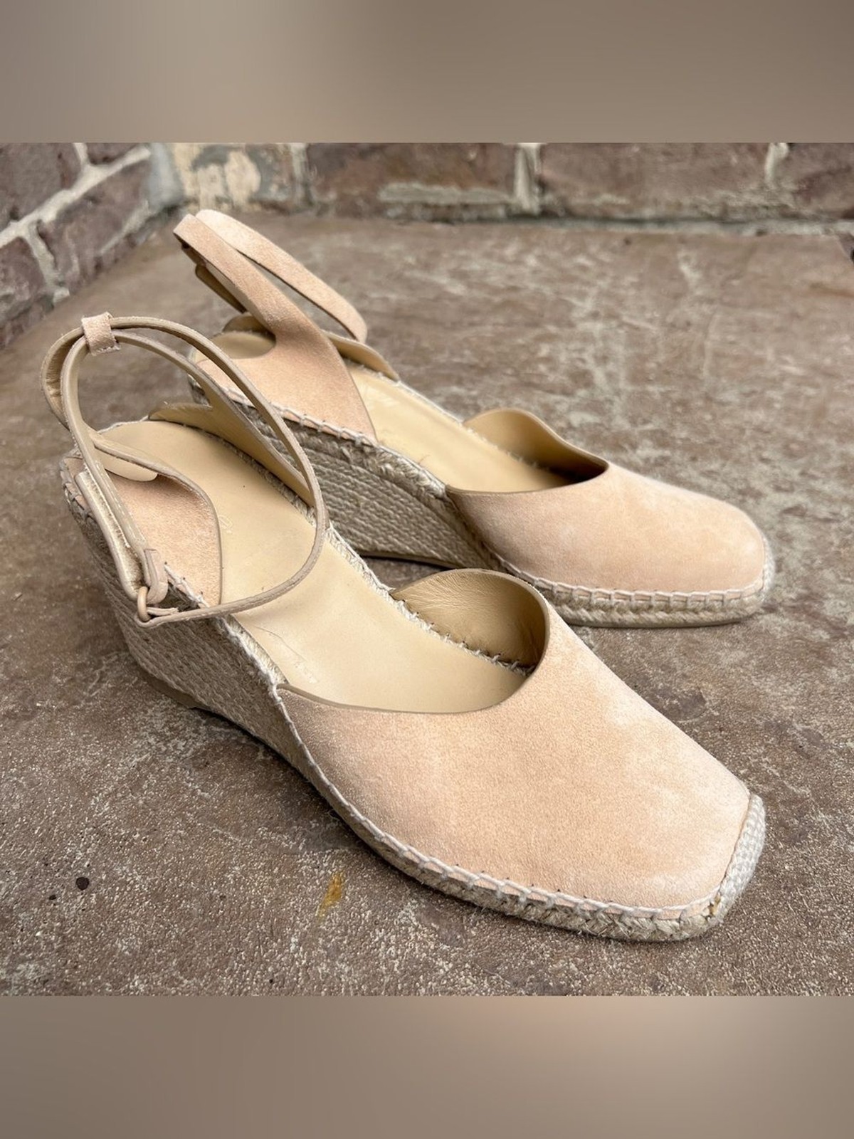 NEW Vince Cecilia Ankle Strap Espadrille Wedge Suede Sz 9