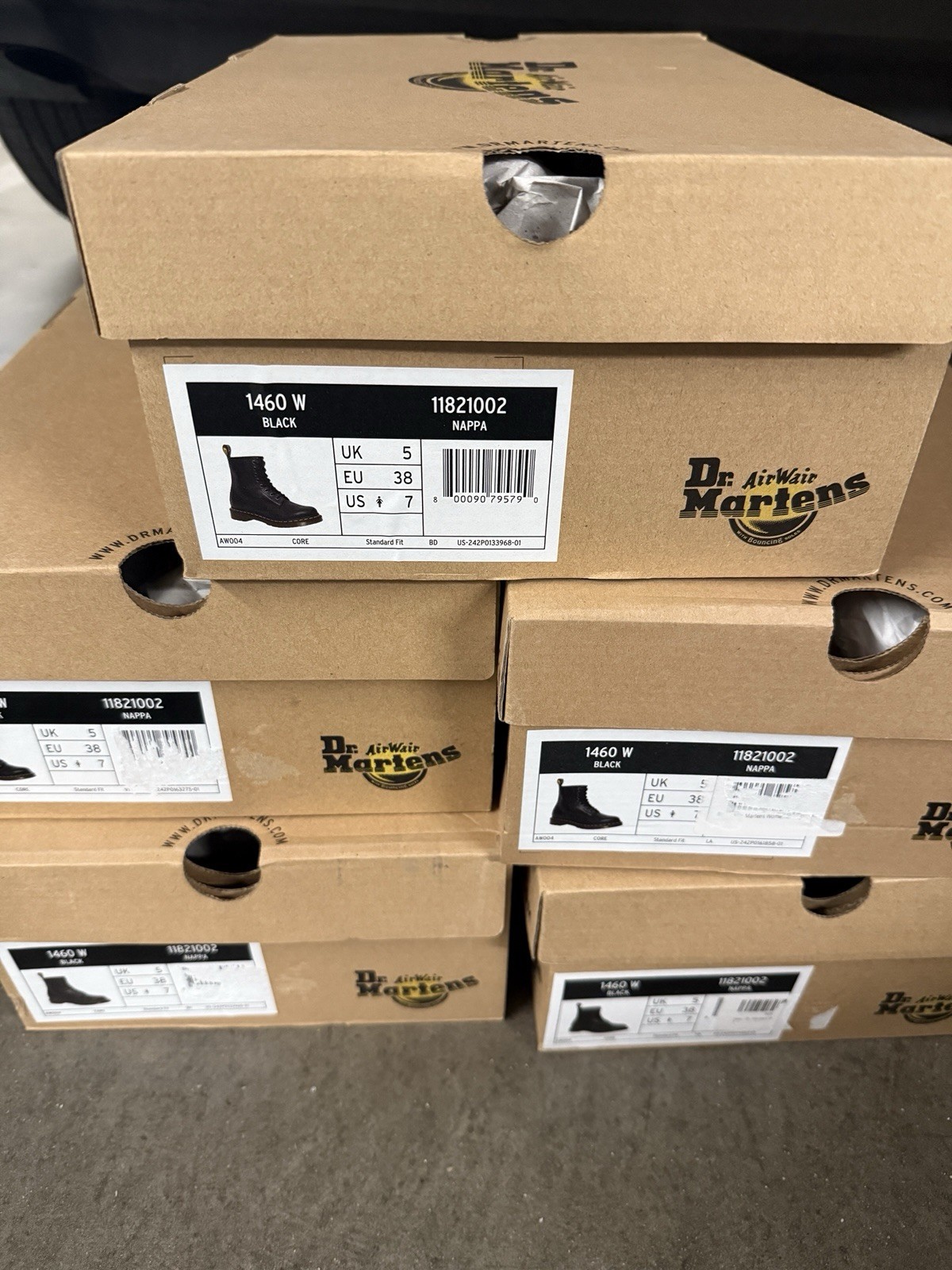 Dr. Martens Women’s 1460W Eight-Eye Lace-Up Boot, Black Nappa – US Size 7-Read