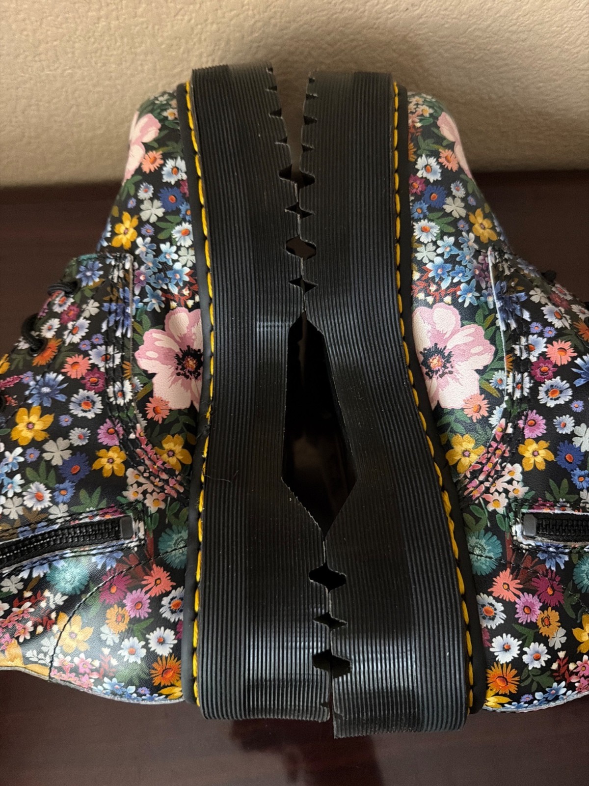 Dr. Martens Jagger Wanderlust Floral Leather Platform Boots Women’s US 10 No Box