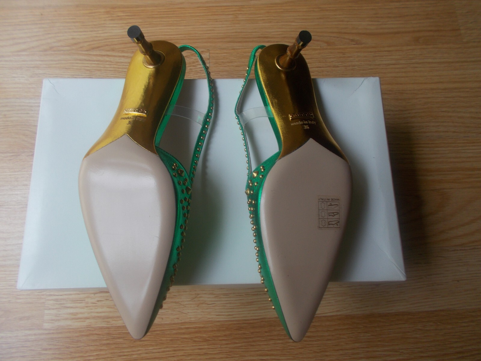 $1410 Gucci Unia Metallic Spike Studded Pearl Sandals Bamboo Heels 36 US 6 NEW