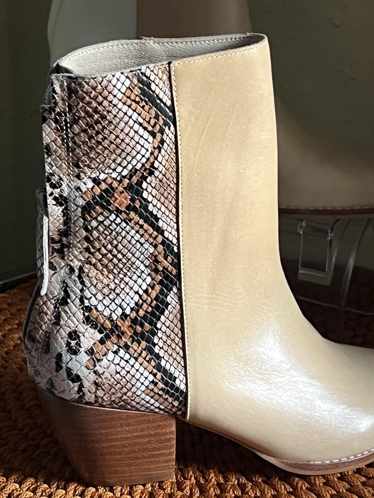 Matisse Carson Two-Tone Beige, White & Snakeskin Block Heel Ankle Boots Size 8 M