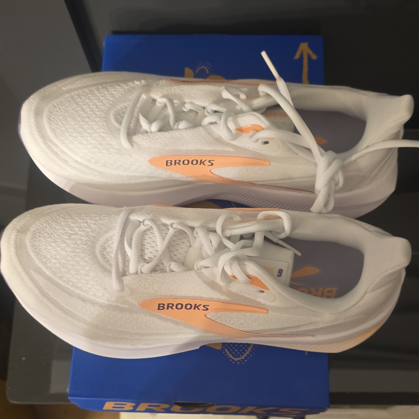 Brooks Revel 9 White/Orange/Purple Low Top Lace Up Women’s Mesh Sneaker