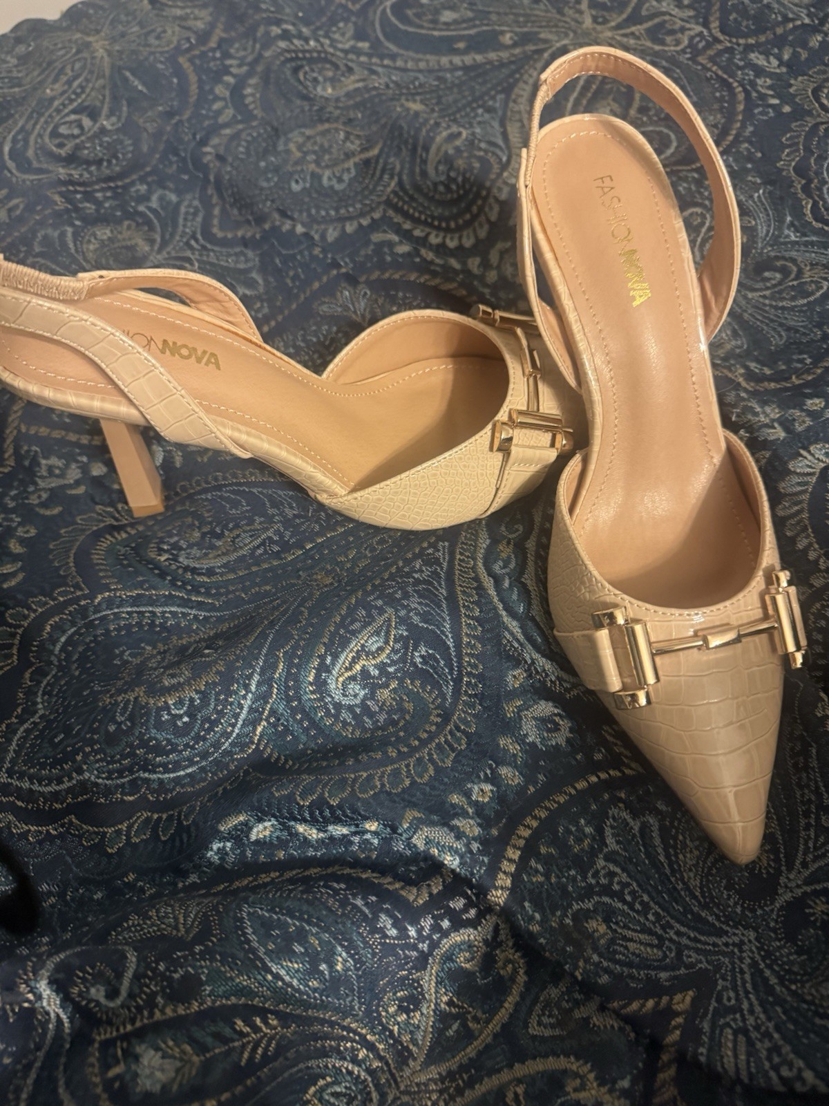 Fashion Nova Women’s Beige Croc Faux Leather Pointed Toe Slingback 7.5