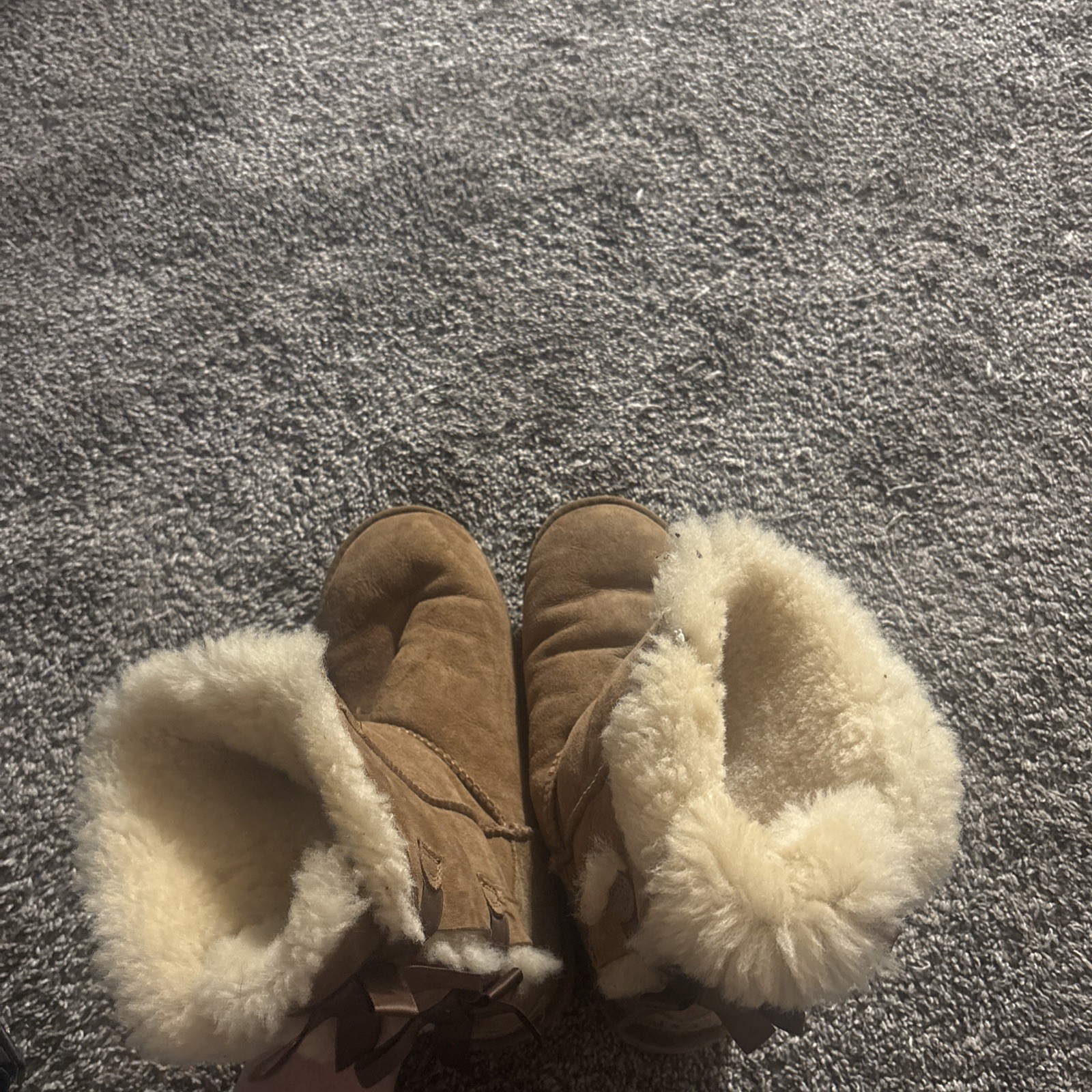 Ugg Australia Bailey II (2) Bow Corduroy Boots‎ Chestnut Brown Women’s Size US 9