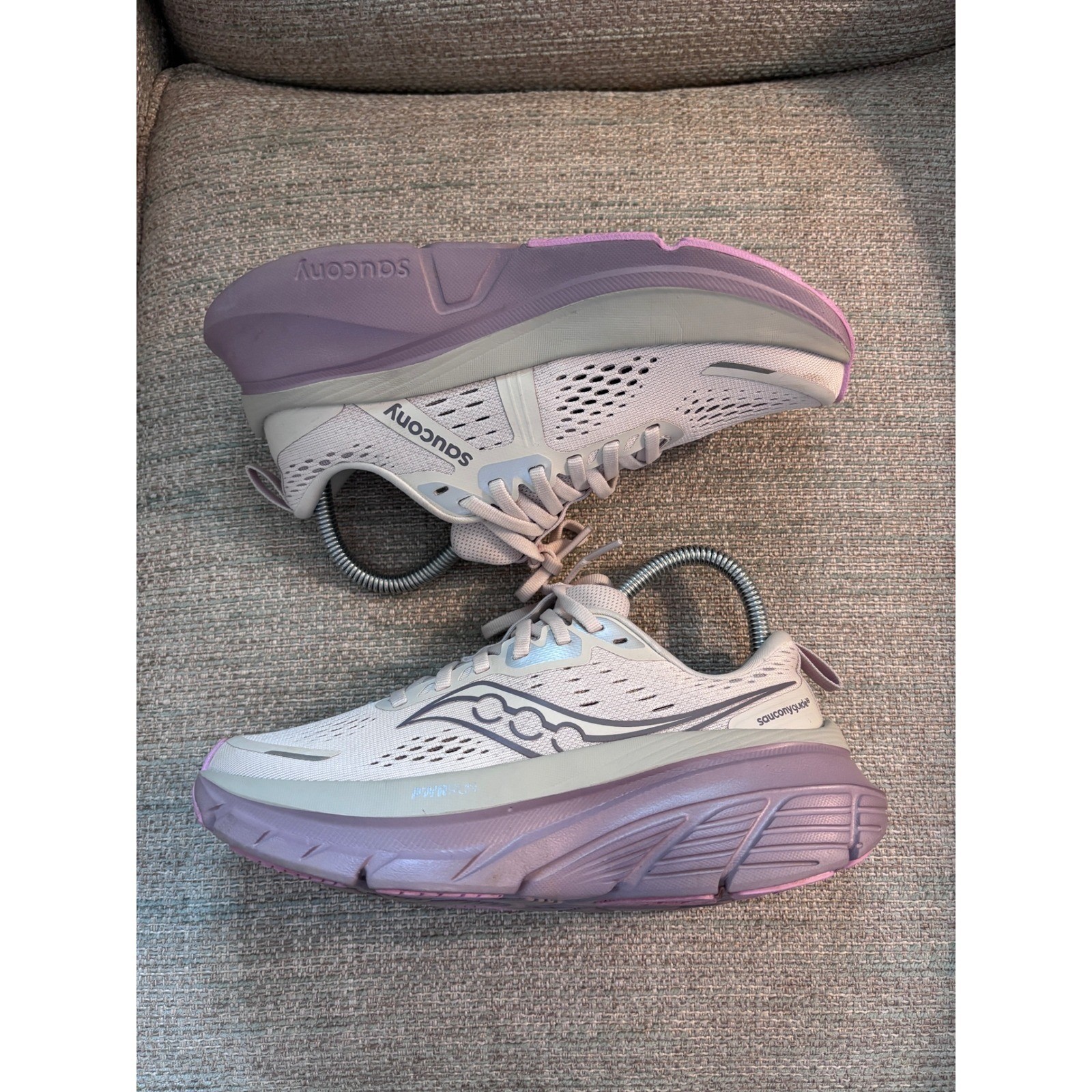Saucony Guide 18 Women’s Running Shoes Fog Sediment Purple S10998-142 Size 6