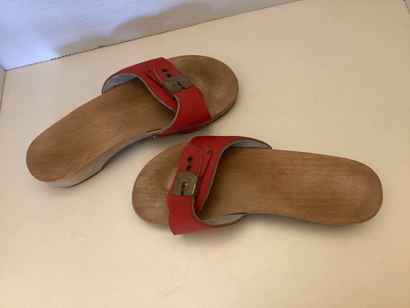 Dr Scholl’s Red & Wood Sandals Vintage 1970’s Size 5 Austria