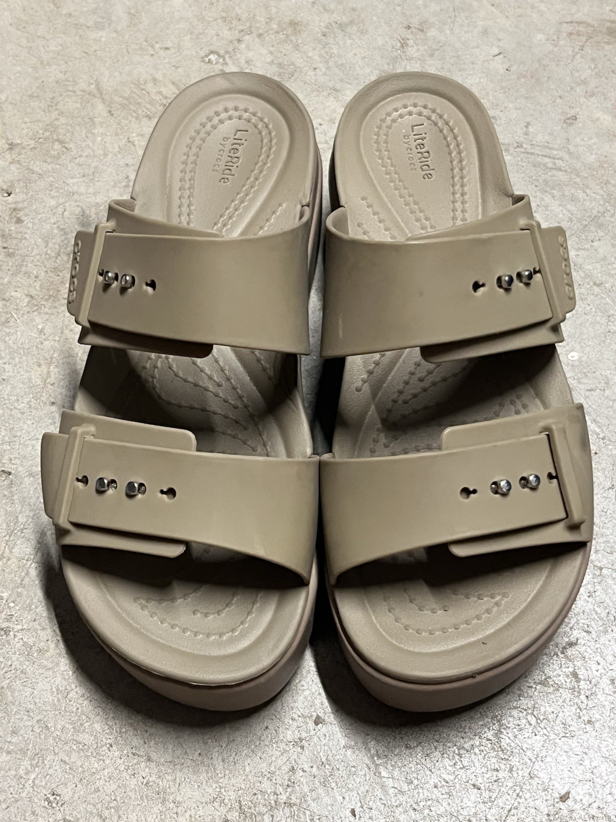 Crocs LiteRide Brooklyn Buckle Low Wedge platform Latte / Mushroom sandals sz. 7