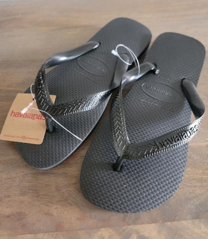 HAVAIANAS WOMEN’S BLACK TOP CORE FLIP FLOPS SANDALS SIZE 7 / 8 NEW
