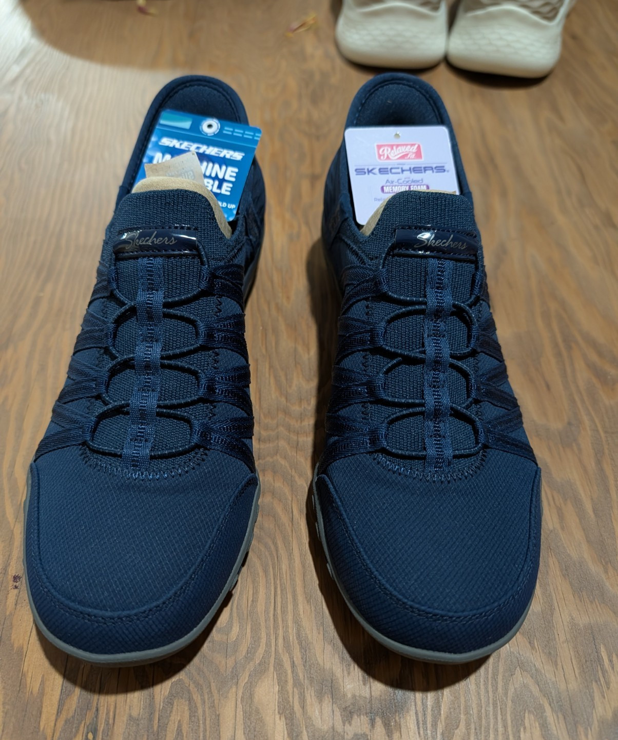 SKECHERS Relaxed Fit Slip-ins Memory Foam Low Top Textile Sneakers