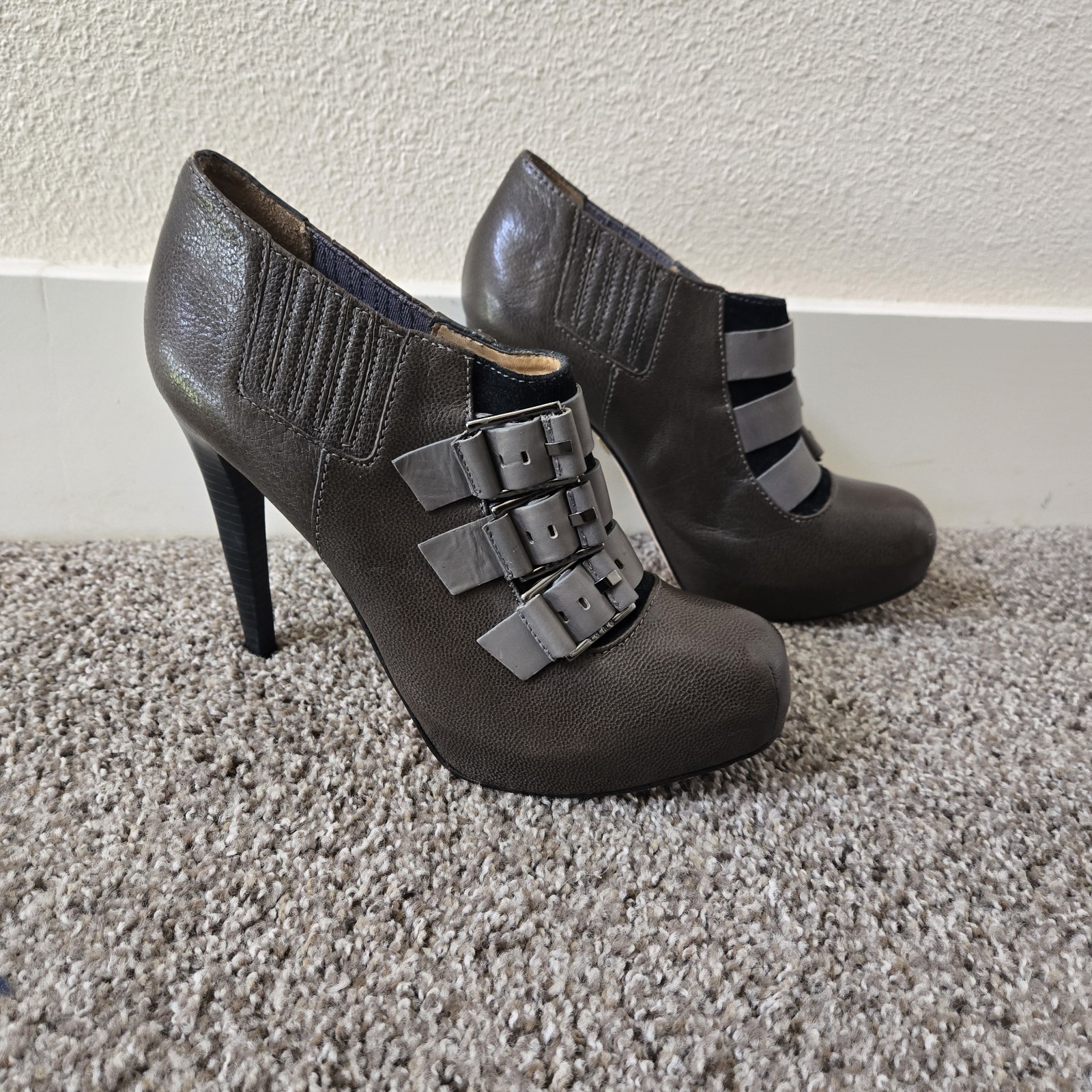 L.A.M.B. King Heeled Ankle Boots Women’s 7.5 Olive Gray Platform Gwen Stefani