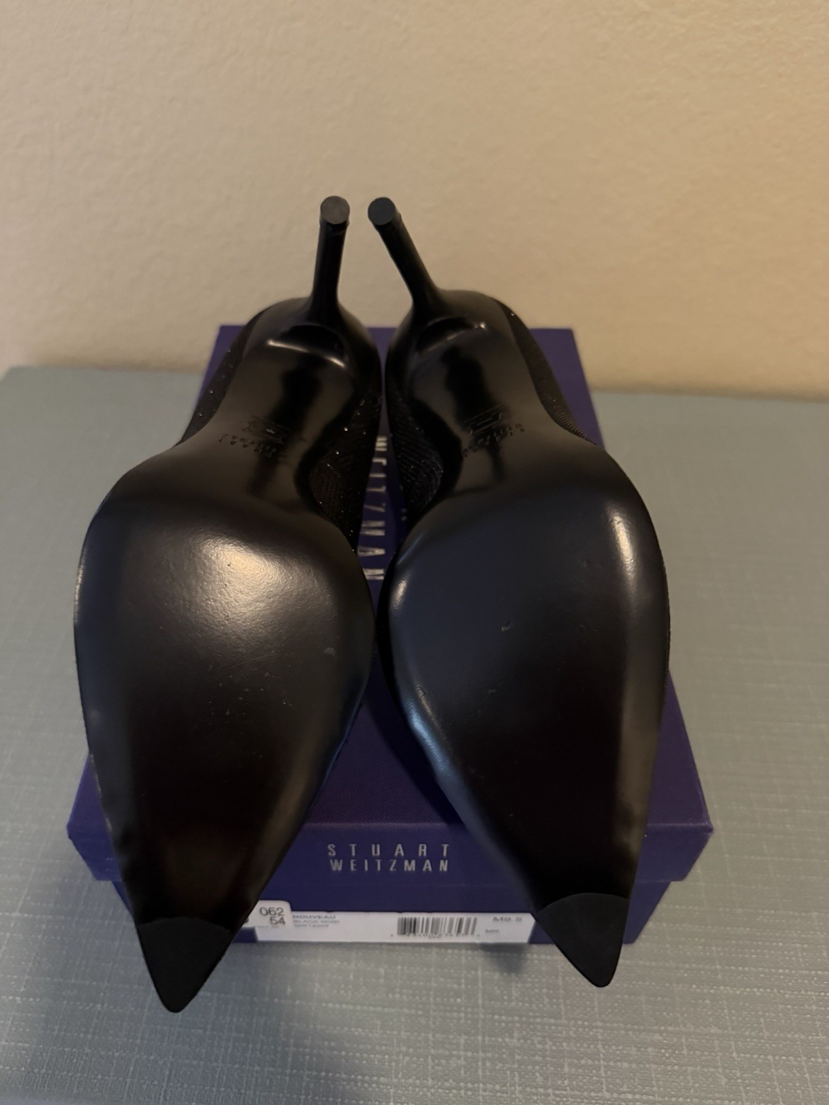 NEW Stuart Weitzman