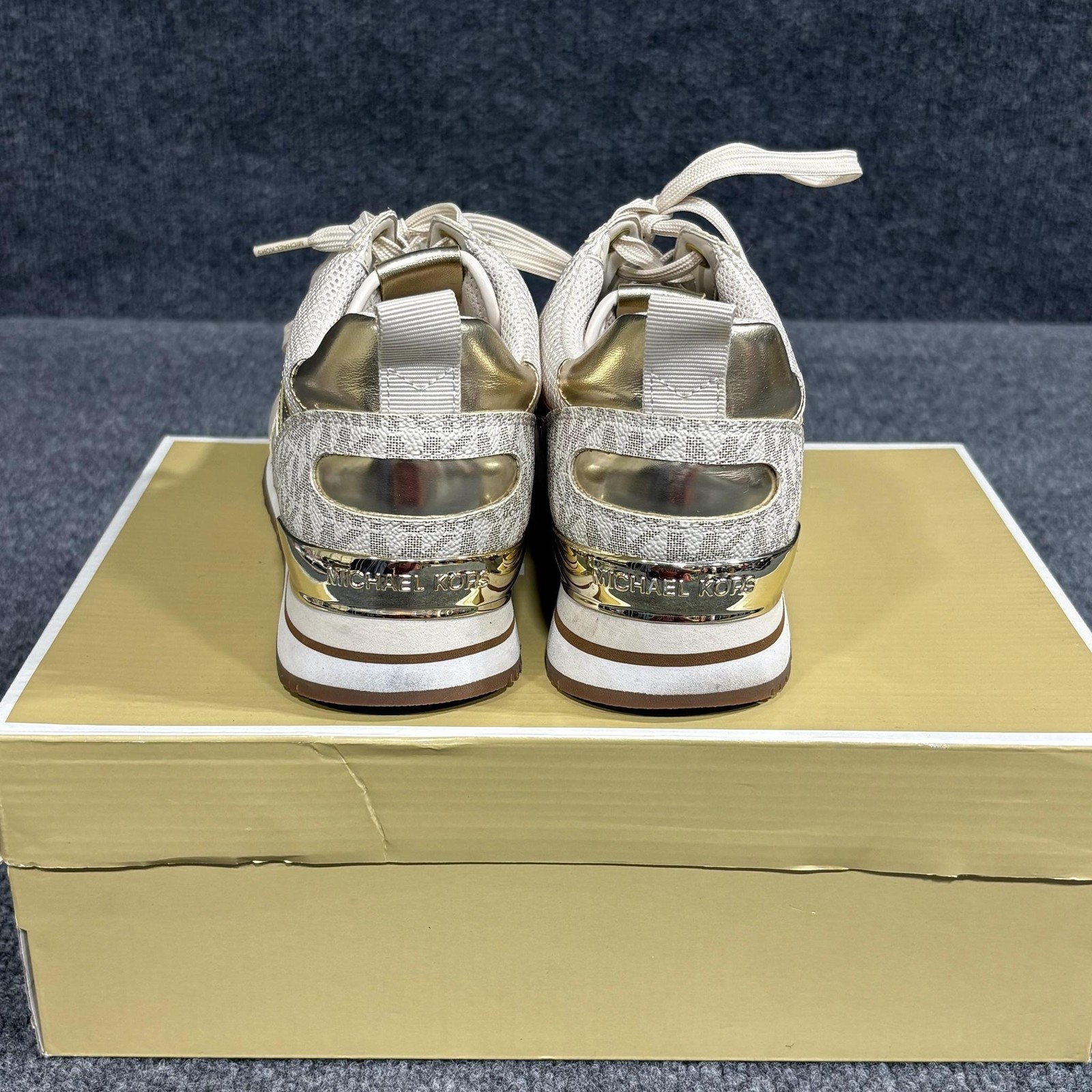 Michael Kors Shoes Womens Size 7 Gold Wilma Trainer Logo Colorblock Sneakers
