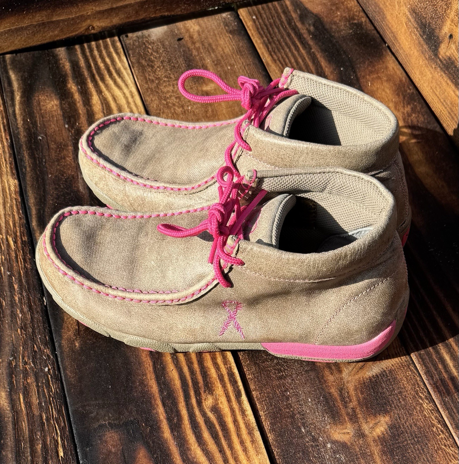 Twisted X WDM0012 Breast Cancer Awareness Pink Ribbon Chukka Boots Women’s US 8M