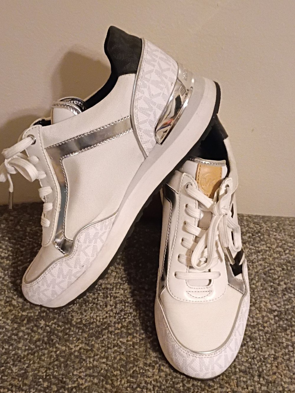 Michael Kors Maddy Trainer White & Silver Logo-Accent Sneakers Size 8.5