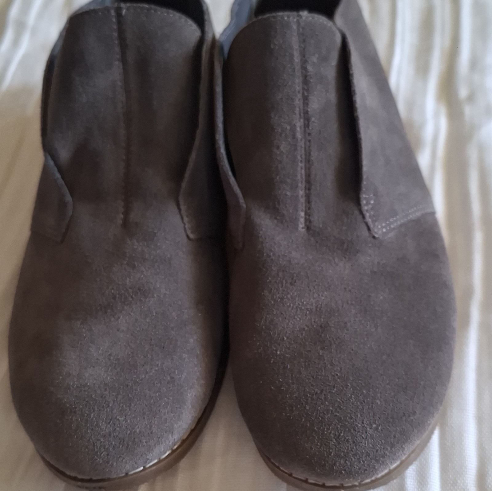 Franco Sarto Women’s Gray Suede Slip-On Ankle Bootie Round Toe Stretch 8.5M