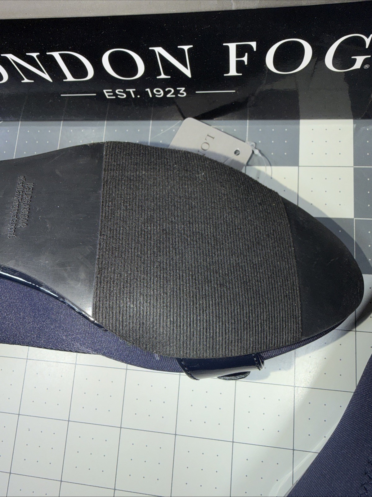 London Fog Chelsea Navy Fabric Flats Size 7.5 ZXK183 New W/ Box Water Resistant