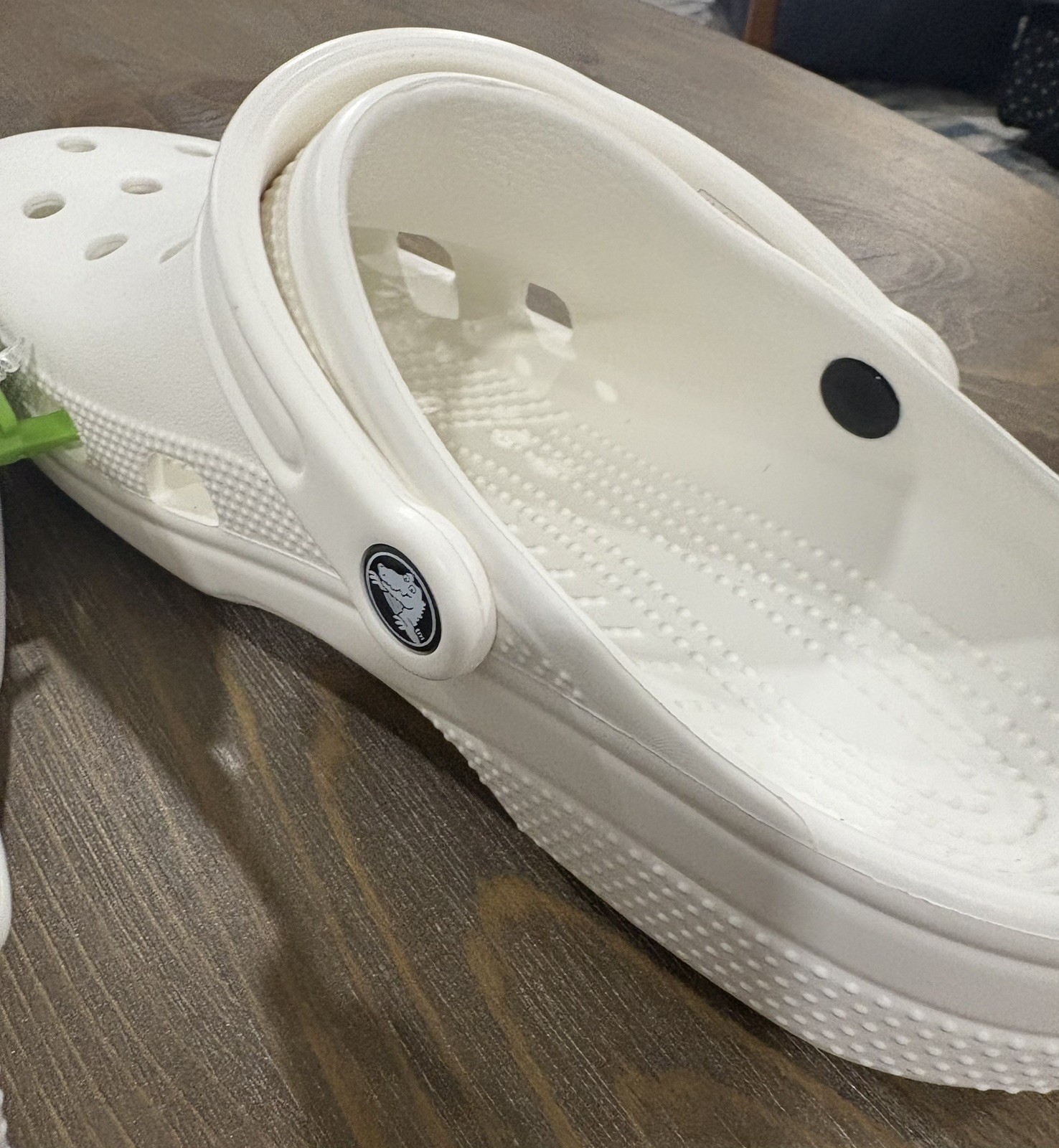 New Crocs Unisex Adult Lightweight Classic Clogs White Size 8 Men/10 Women