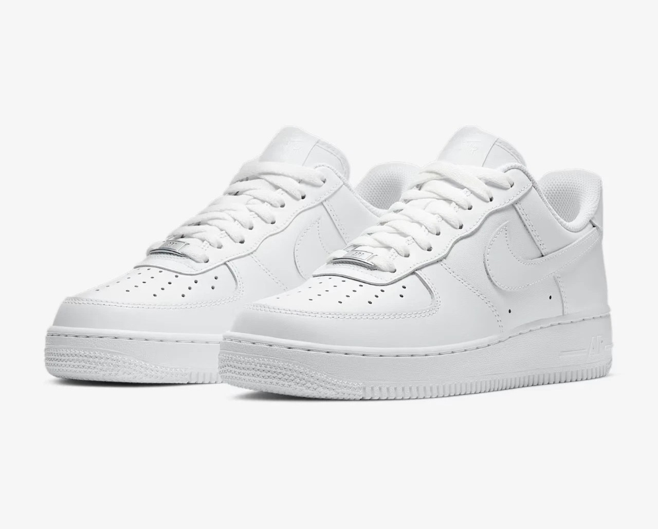 Nike Women’s Air Force 1 ’07 Triple White DD8959-100 Fashion Shoes