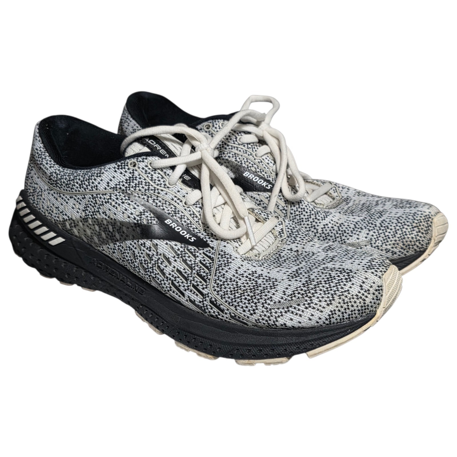 Brooks Adrenaline GTS 21 Womens 10 Gray Running Shoes Sneakers 1203291B135