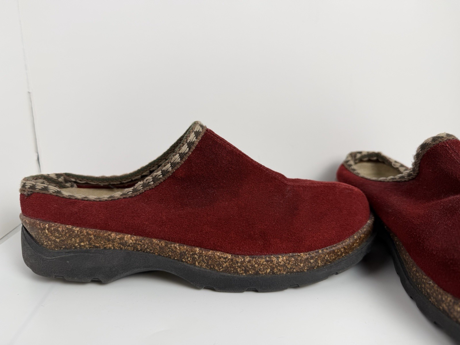 I Love Comfort Red Suede Leather Clogs Mules Slip On Comfort Shoes Women 8.5