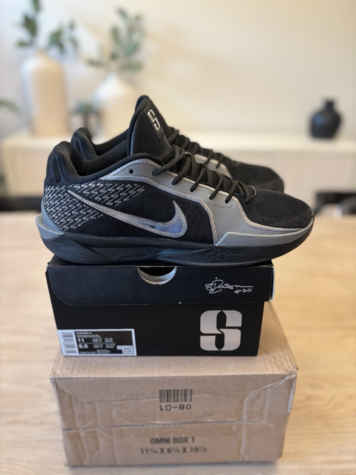 Nike Sabrina 2 Mirrored Black Silver Authentic FQ2174 001 Mens 9.5 Womens 11