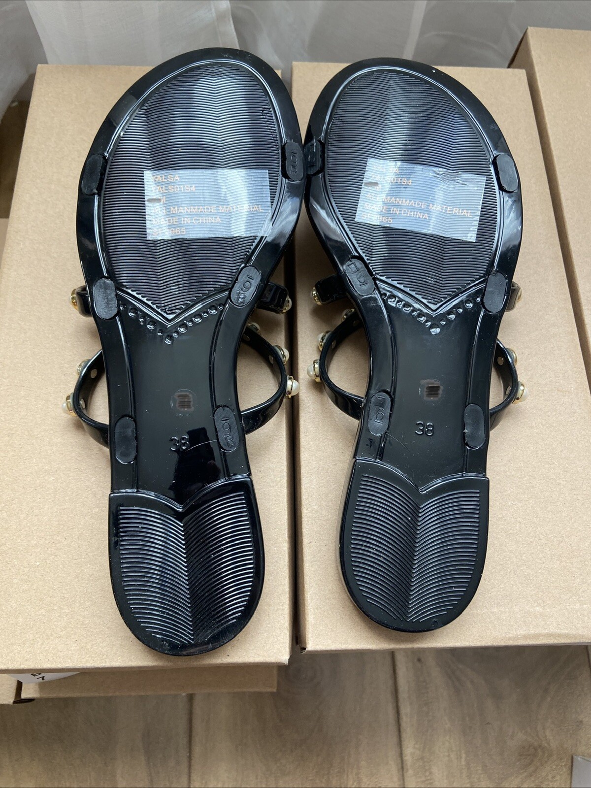 Steve Madden Studded Pearl Embellishment Flat Sandals, Yalsa Black Size 7