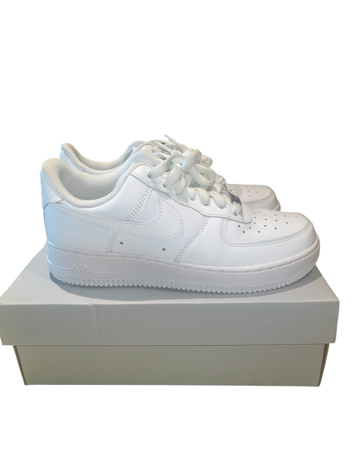 Nike Air Force 1 ’07 Women’s Low Top Triple White Leather Sneakers DD8959-100