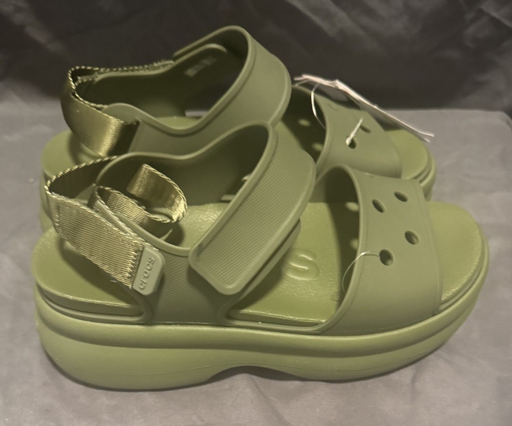 Crocs Women’s Soho Y Strap Platform Sandals Army Green Size 6 211755-309