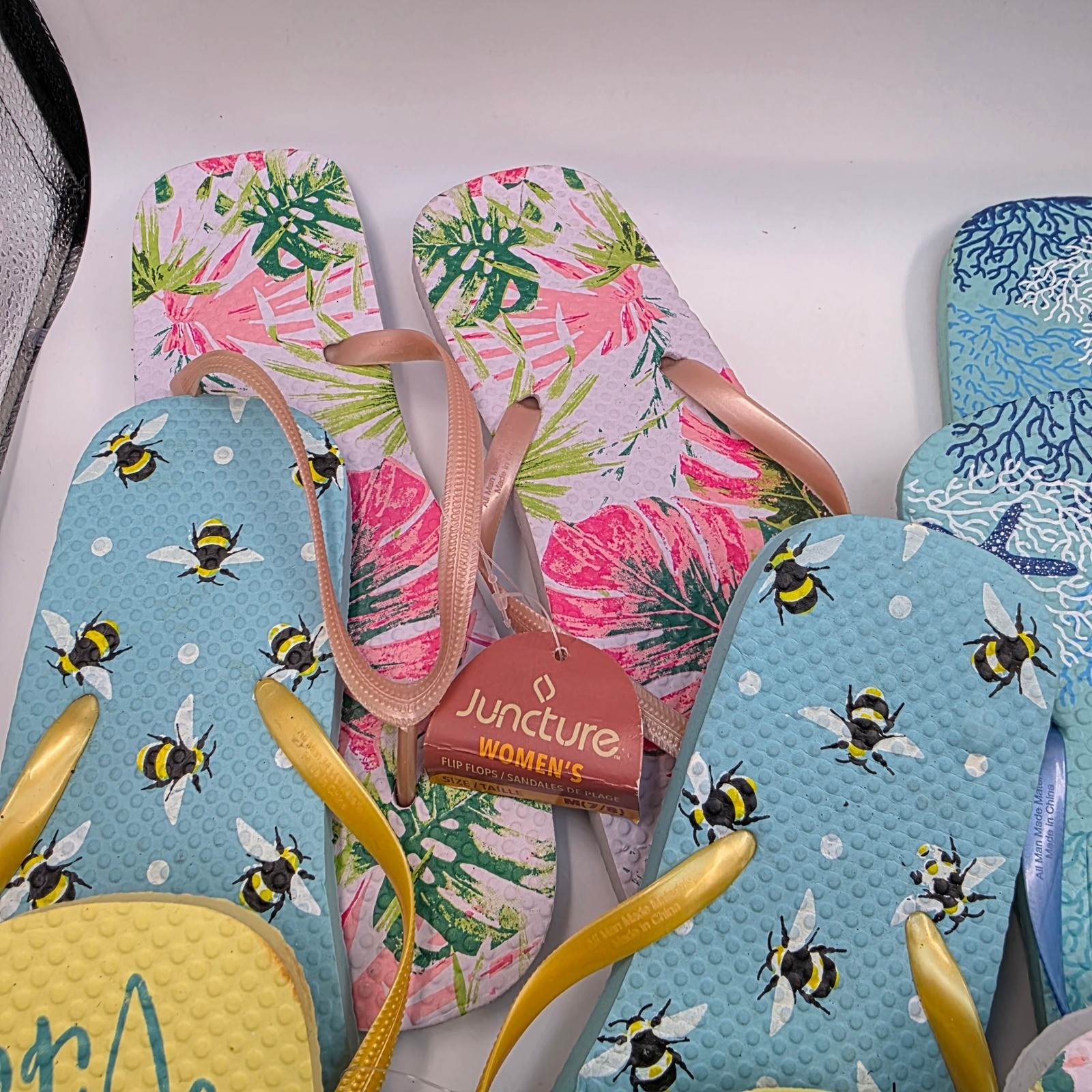 Lot of 10 Juncture Womens Flip Flops Sandals Summer Prints Bee Starfish NWT