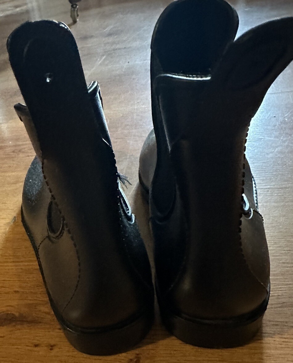 Black Rain boots Womens Size 6 New Short Ankle Shoes Winter Fall