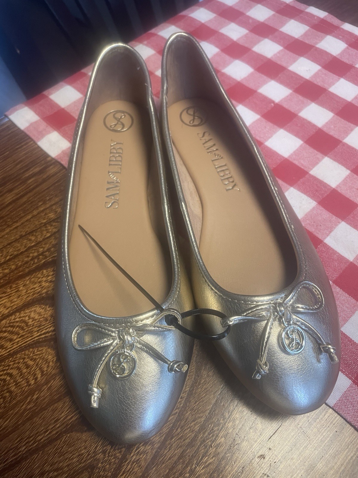 NEW Sam & Libby Callan Ballet Flats with Bow, Gold, Size 10