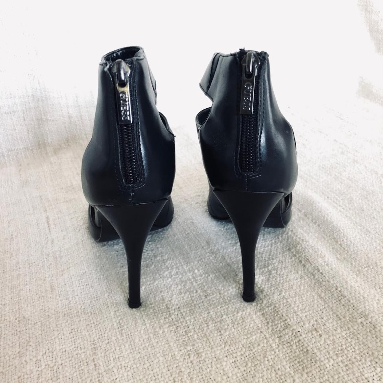 Guess Black Cutout Pointed Toe Heels Size 6