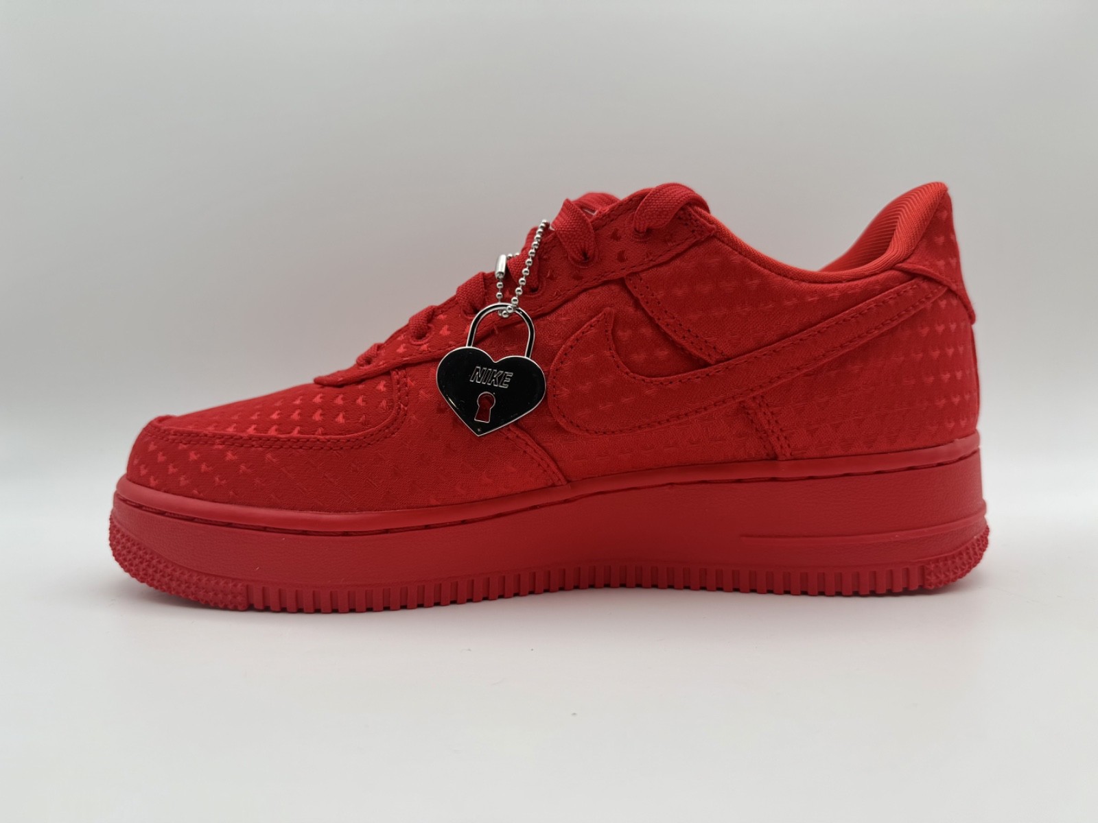 Nike Air Force 1 Low SE Valentine’s Day [IQ9965-600] University Red Women’s Shoe