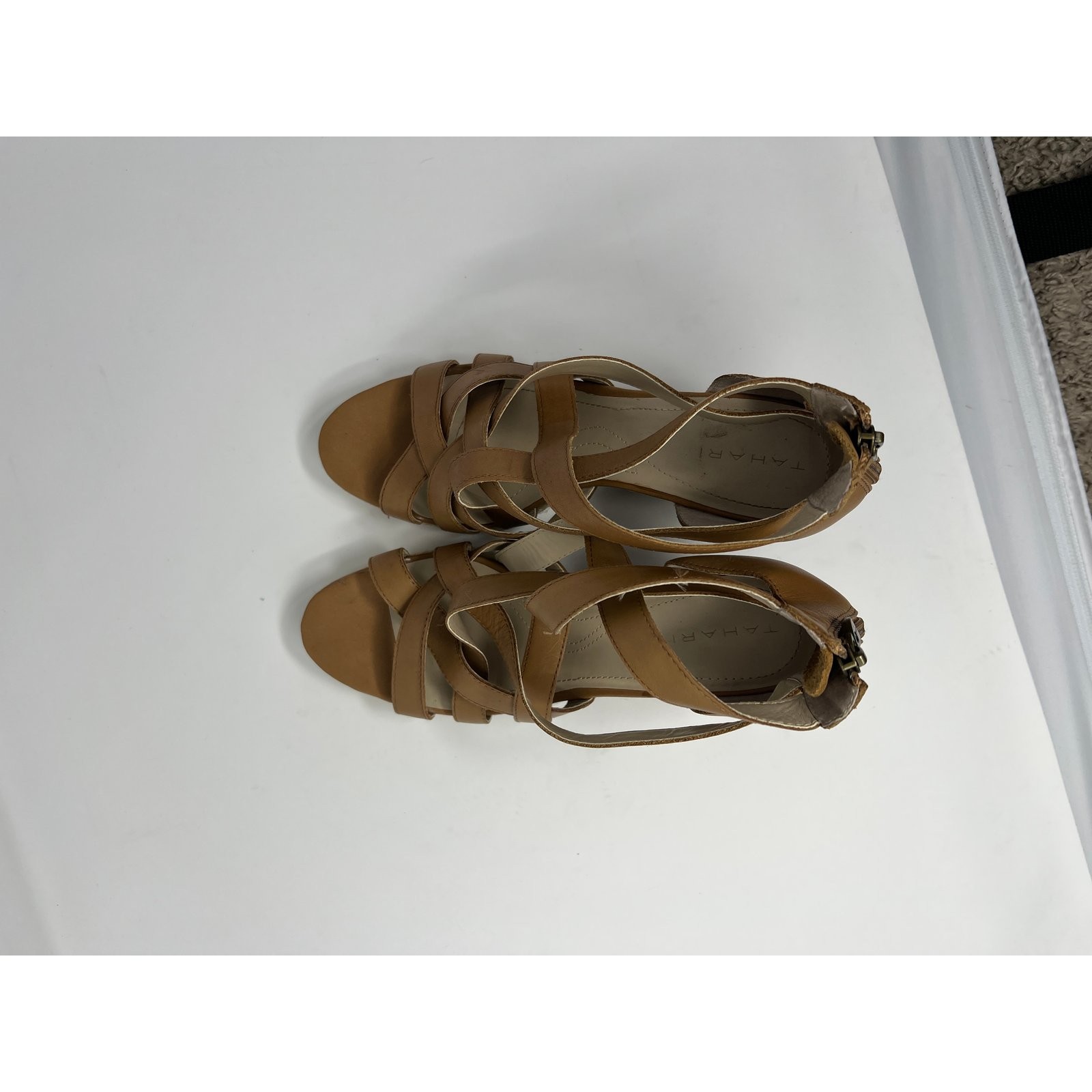 Tahari Women’s Strappy Leather Wedge Sandals Brown Sz 9.5