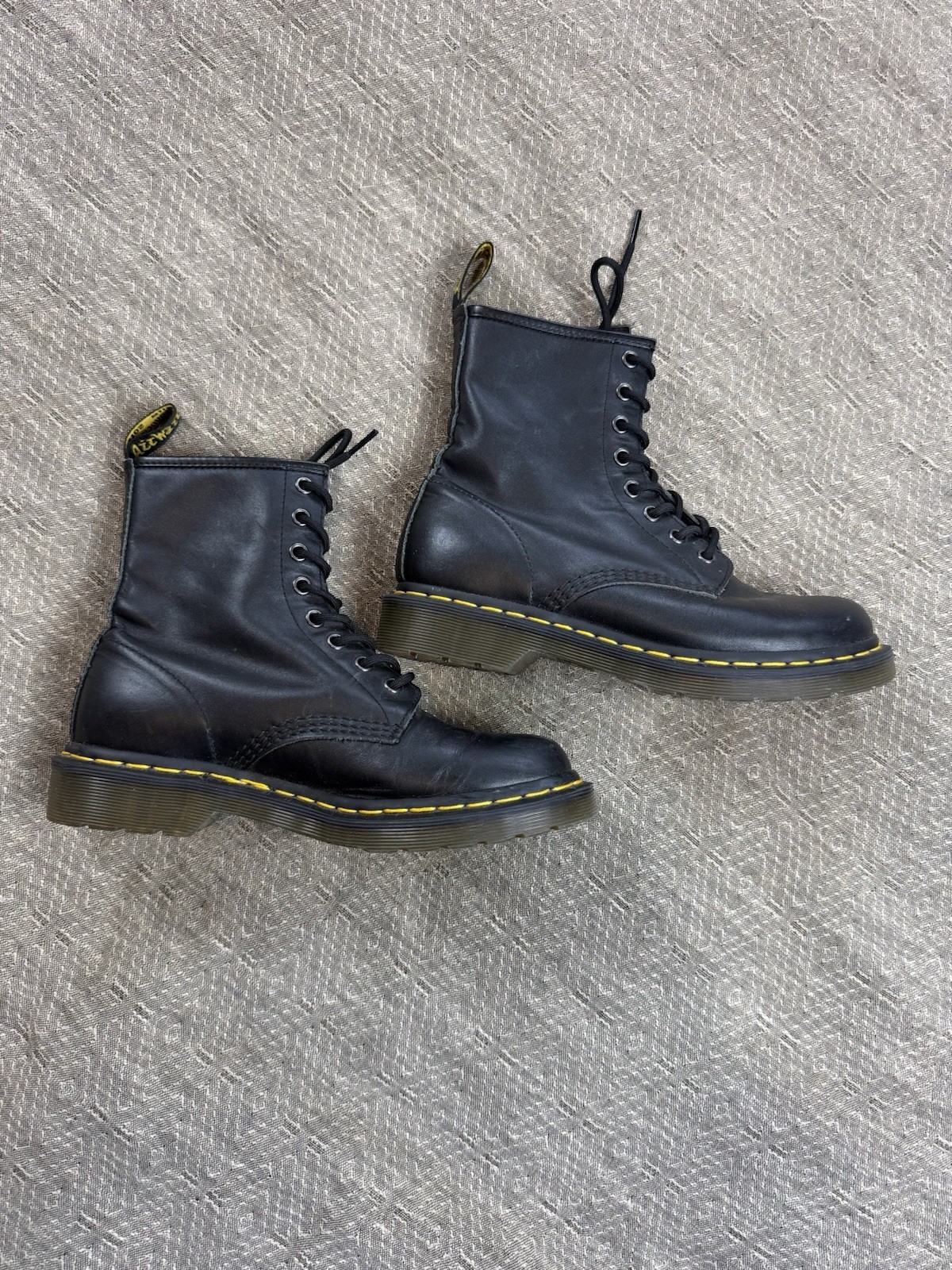 Dr. Martens 1460 Women’s Original Black Leather Lace Up Combat Boots 90s Size 7