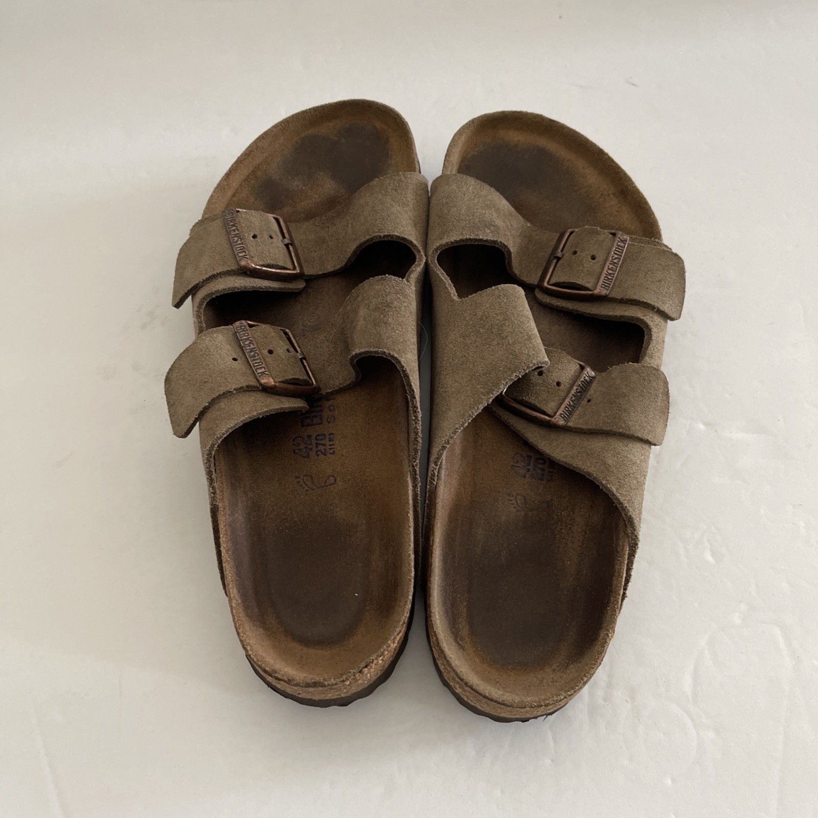 Birkenstock Arizona Soft Footbed Sandals size 42 (L11/M9) Regular /Wide Suede
