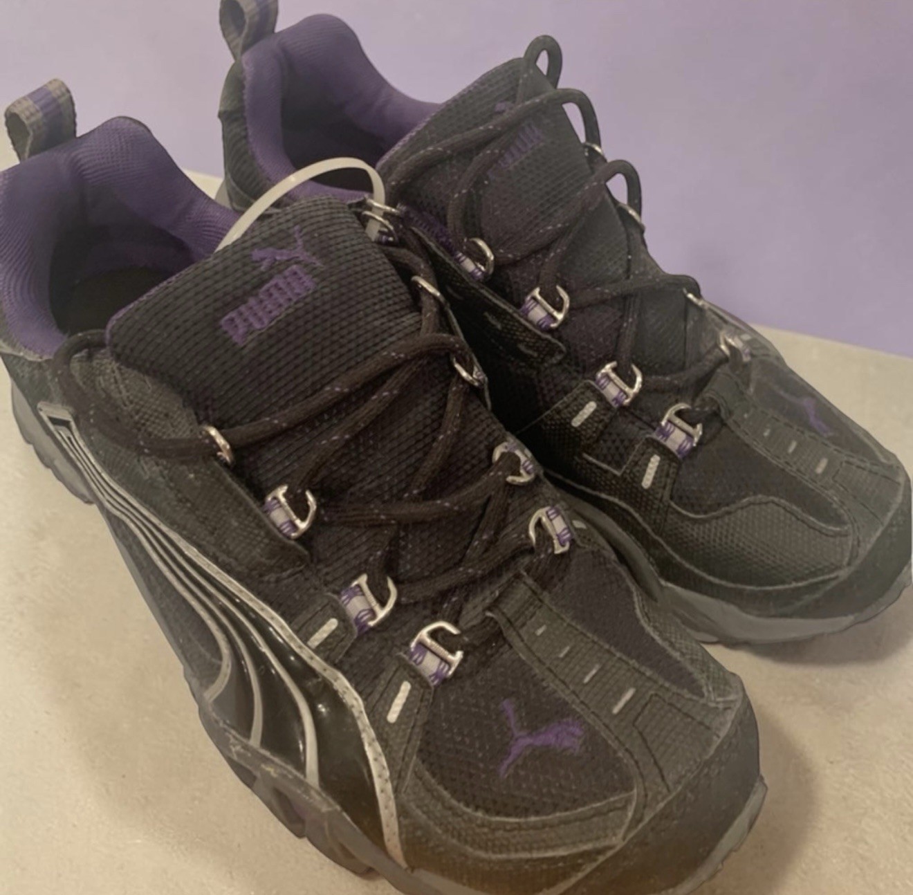 PUMA Women’s Black/Purple Lace-Up Low Top Athletic Sneakers Rubber Outsole