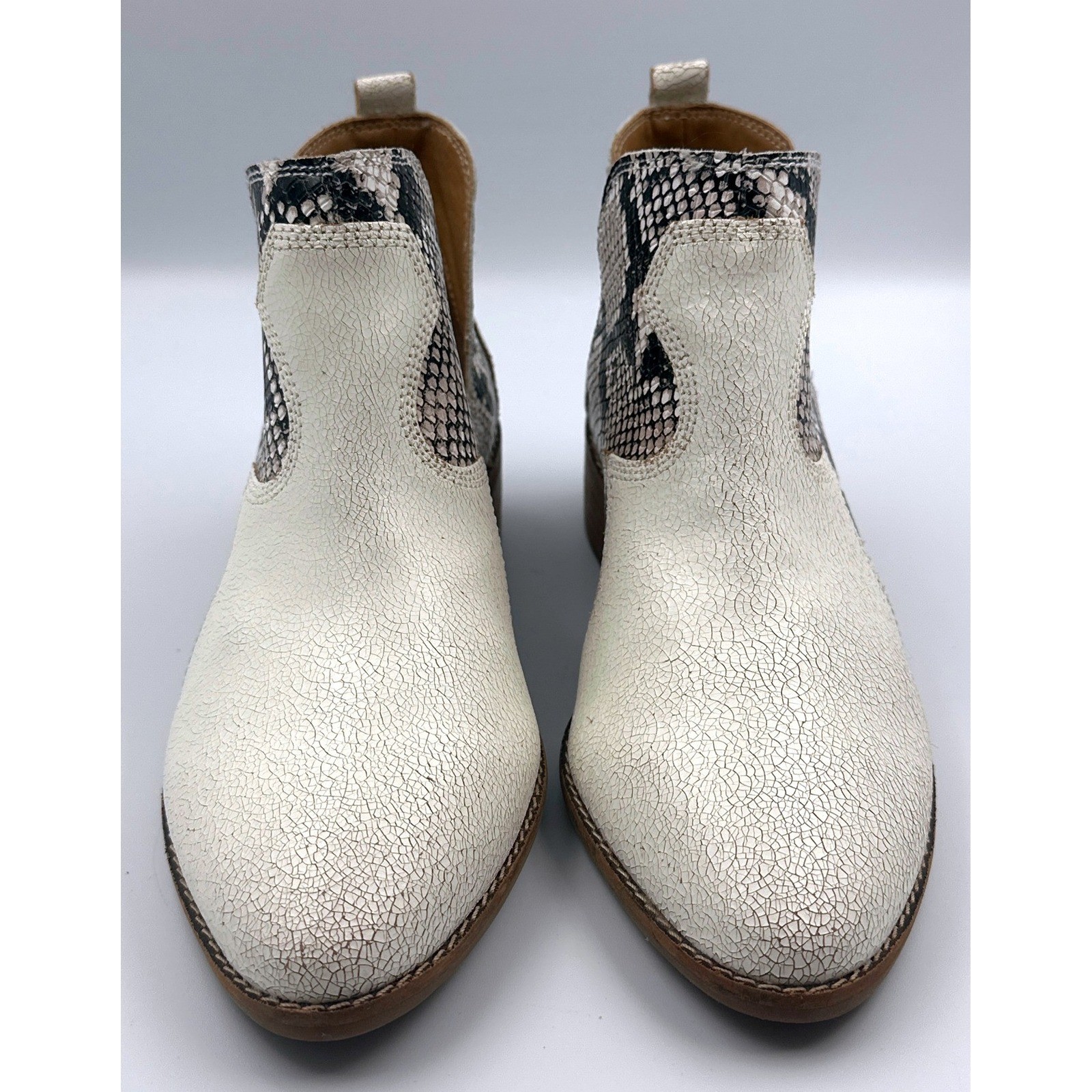 Lucky Brand Snakeskin Leather Ankle Boots Western Scallop Womens Size 7.5