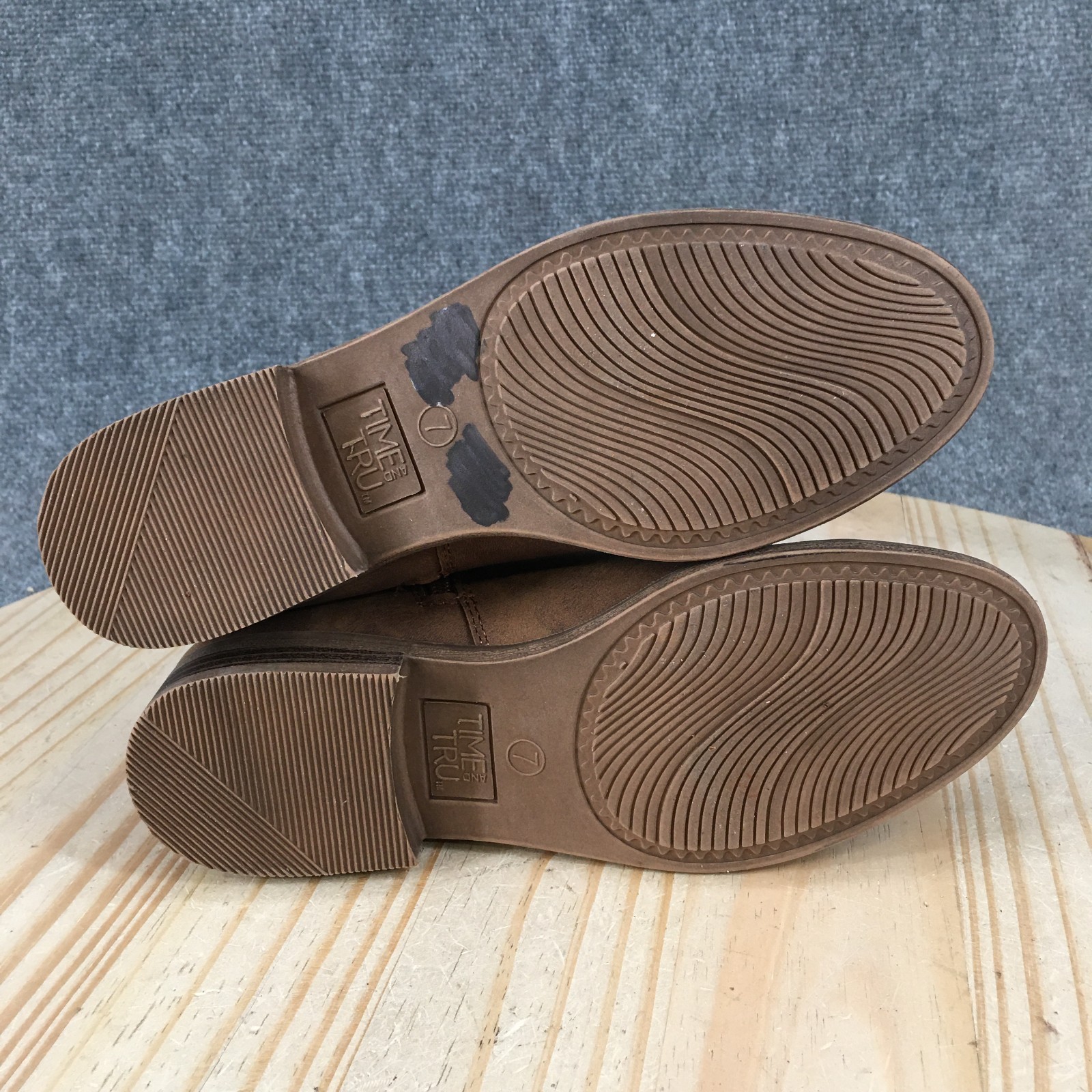 Time And Tru Ankle Boots Womens 7 Side Zip Casual Low Heels Round Toe Brown
