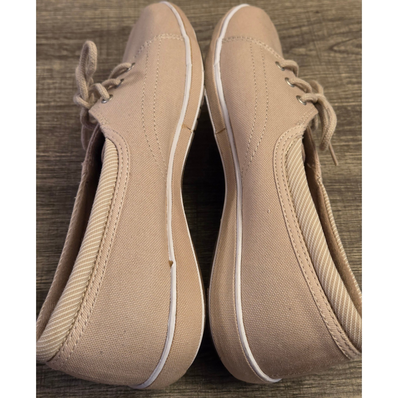 Grasshoppers Canvas Lace Up Shoes Womens Size 8.5 Tan