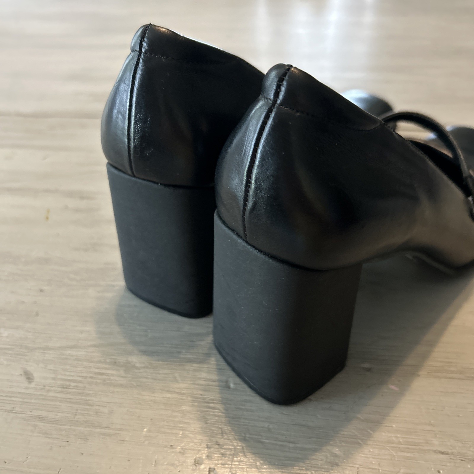 Vtg Unisa Black Leather Block Heel Square Toe Mary Jane Sz 9 Dark Academia
