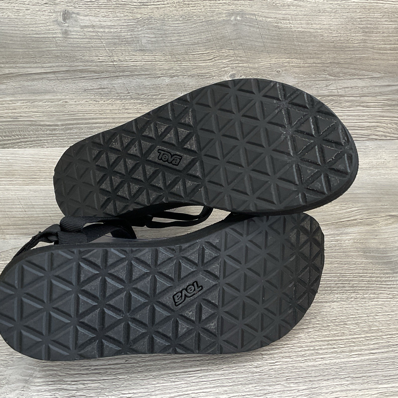 Teva Women’s Midform Universal Outdoor Sandals Solid Black 1090969 Size 10