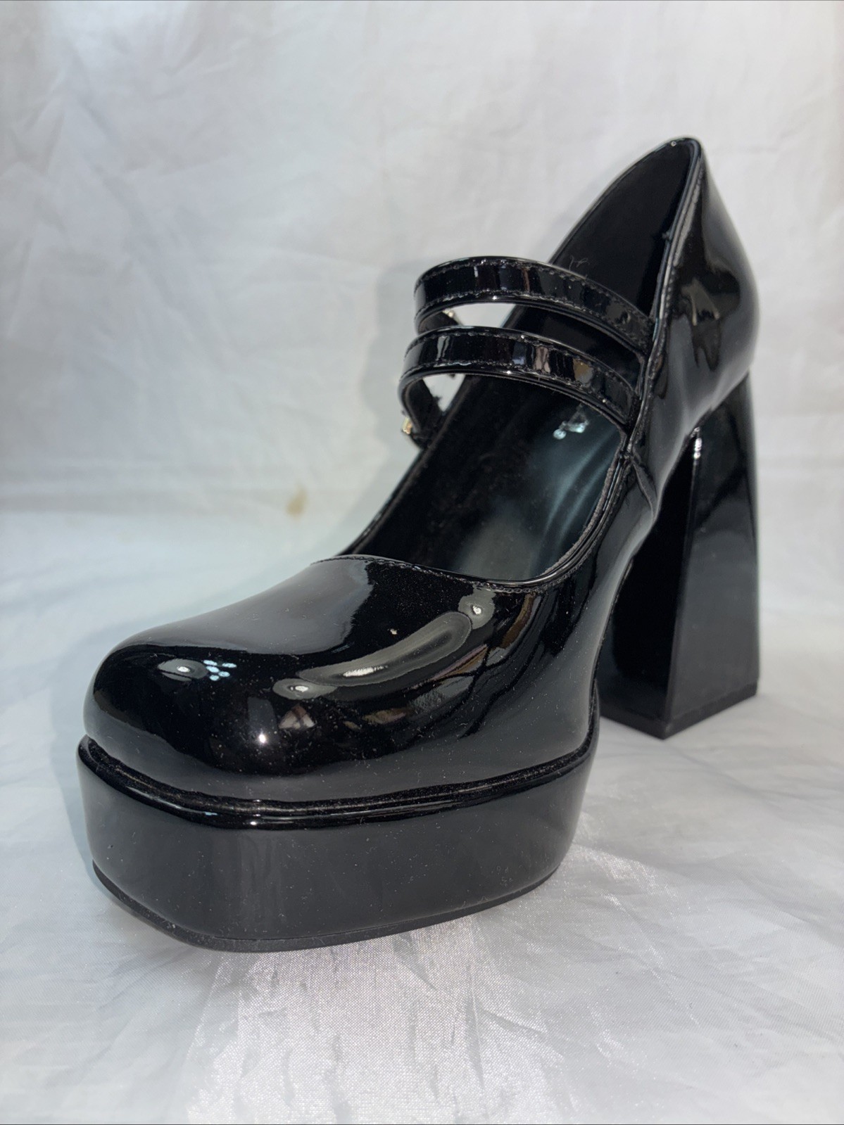 SODA-SOLANA 2 BAND PLATFORM PUMP PATENT MARY JANES Big 4.5″ Hi-Chunky Block Heel