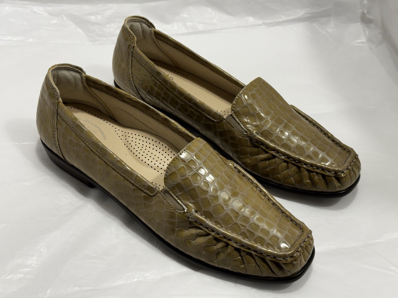 SAS TRIPAD COMFORT Women’s TAN-BROWN Leather Snake Flat Slip On Loafer Shoes 10N