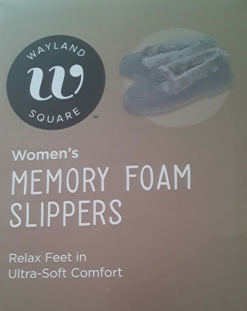 Slippers Womens Gray Faux Suede Fur Trim Memory Foam Size M 9/10 Wayland Square