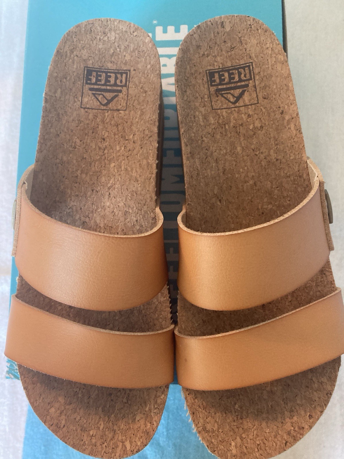 Reef Cushion Vista Hi 2.5 Women’s Sandals Natural 7.5 EUC