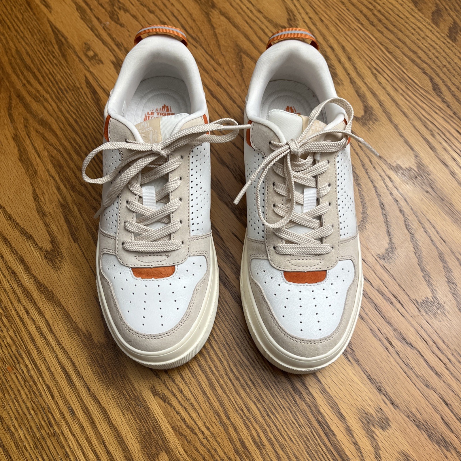 Le Tigre MIDTOWN White/Taupe Leather Low Top Lace Up Platform Sneakers Size 8.5