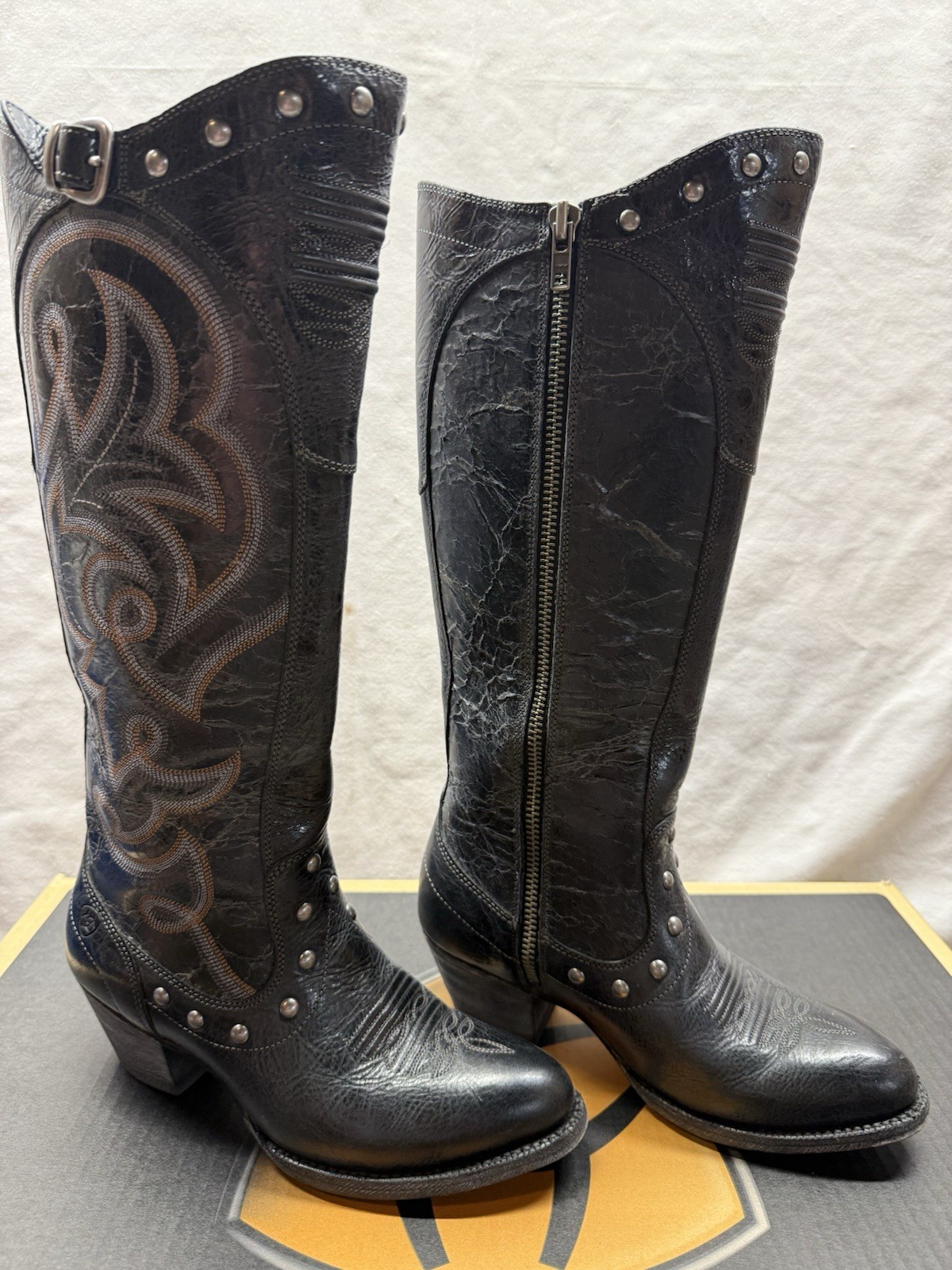 Womens Ariat «Wanderlust» Studded Knee High Boots – Size 6B, Country Western